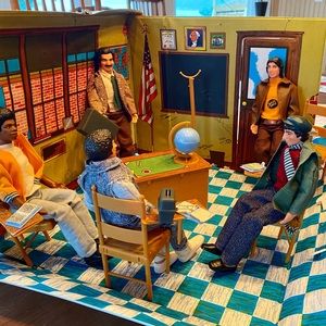 MATTEL WELCOME BACK KOTTER PLAY SET WITH DOLLS